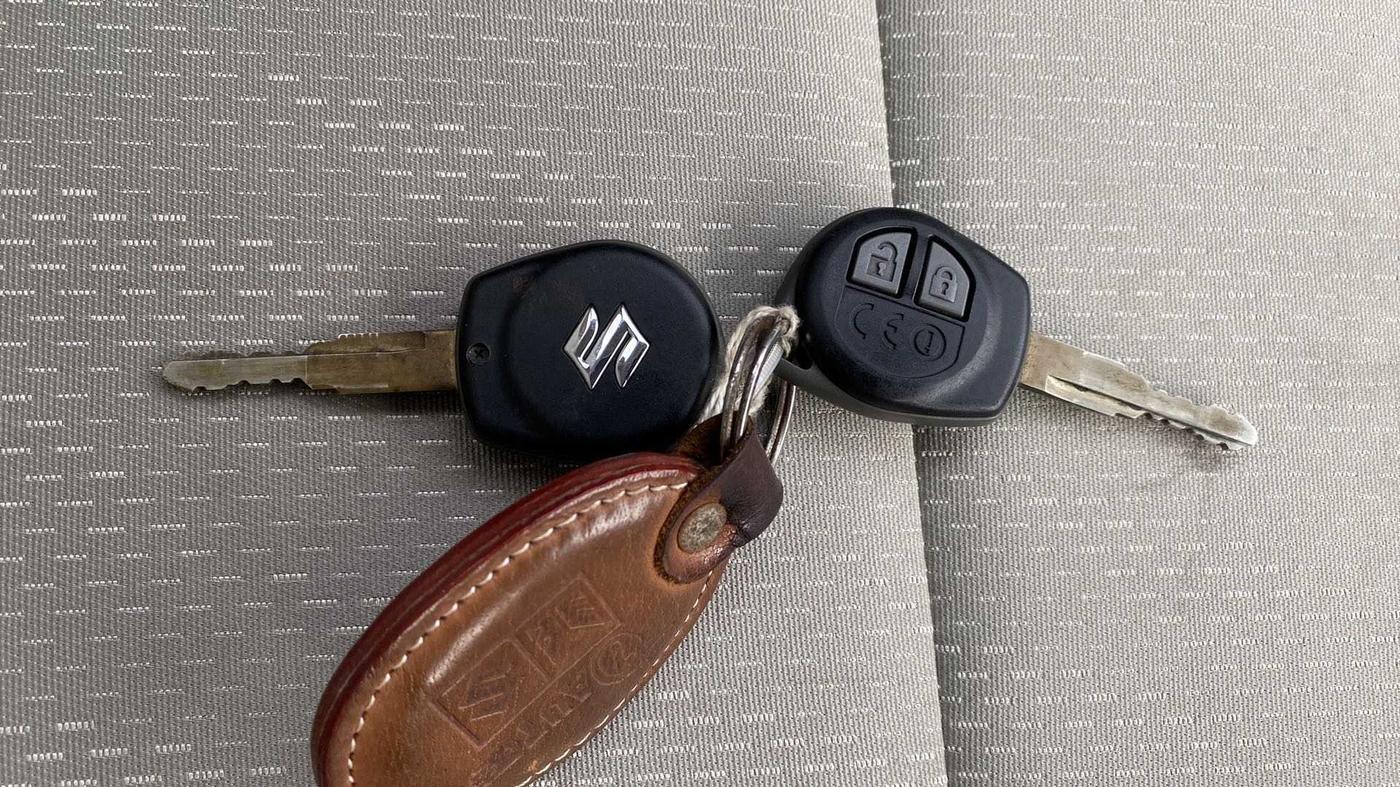 2020 Maruti New Wagon-R VXI 1.0, Petrol, Manual, 3,877 km, Key Close Up