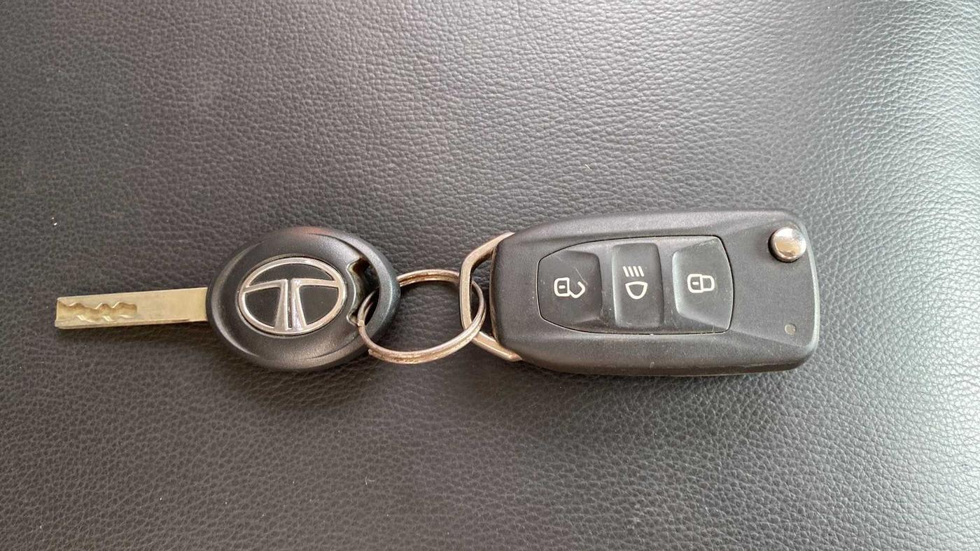 2020 Tata Tiago XZ PETROL, Petrol, Manual, 22,166 km, Key Close Up