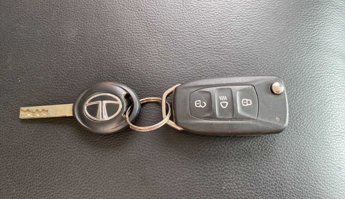 2020 Tata Tiago XZ PETROL, Petrol, Manual, 22,166 km, Key Close Up