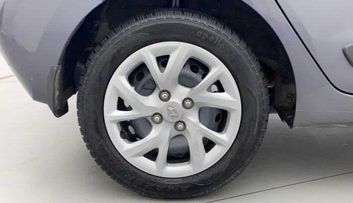 2018 Hyundai Grand i10 SPORTZ 1.2 KAPPA VTVT, Petrol, Manual, 75,741 km, Right Rear Wheel