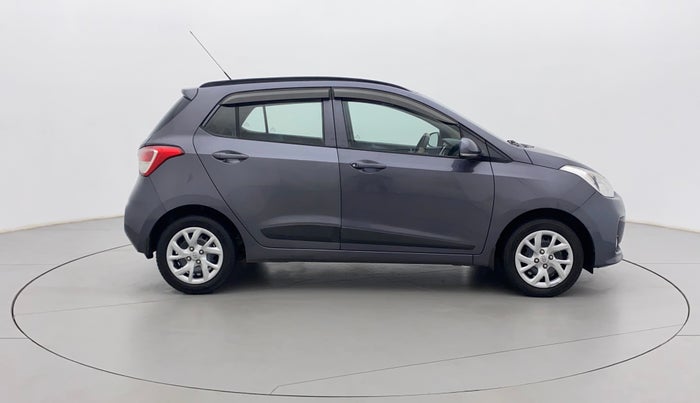 2018 Hyundai Grand i10 SPORTZ 1.2 KAPPA VTVT, Petrol, Manual, 75,741 km, Right Side View