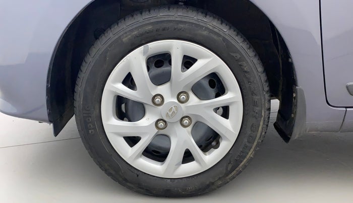 2018 Hyundai Grand i10 SPORTZ 1.2 KAPPA VTVT, Petrol, Manual, 75,741 km, Left Front Wheel
