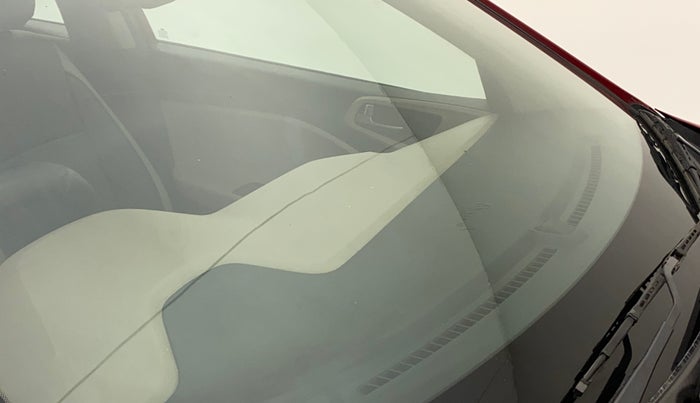2016 Hyundai Elite i20 SPORTZ 1.2, Petrol, Manual, 78,678 km, Front windshield - Minor spot on windshield