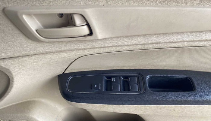2019 Honda Amaze 1.2L I-VTEC E, Petrol, Manual, 31,337 km, Driver Side Door Panels Control
