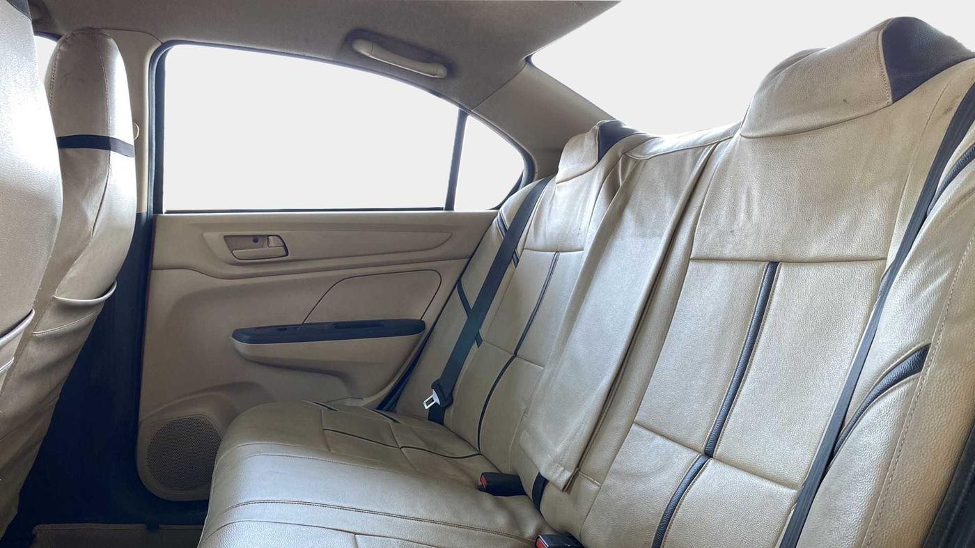 2019 Honda Amaze 1.2L I-VTEC E, Petrol, Manual, 31,337 km, Right Side Rear Door Cabin