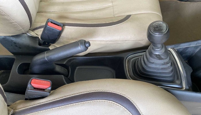 2019 Honda Amaze 1.2L I-VTEC E, Petrol, Manual, 31,337 km, Gear Lever