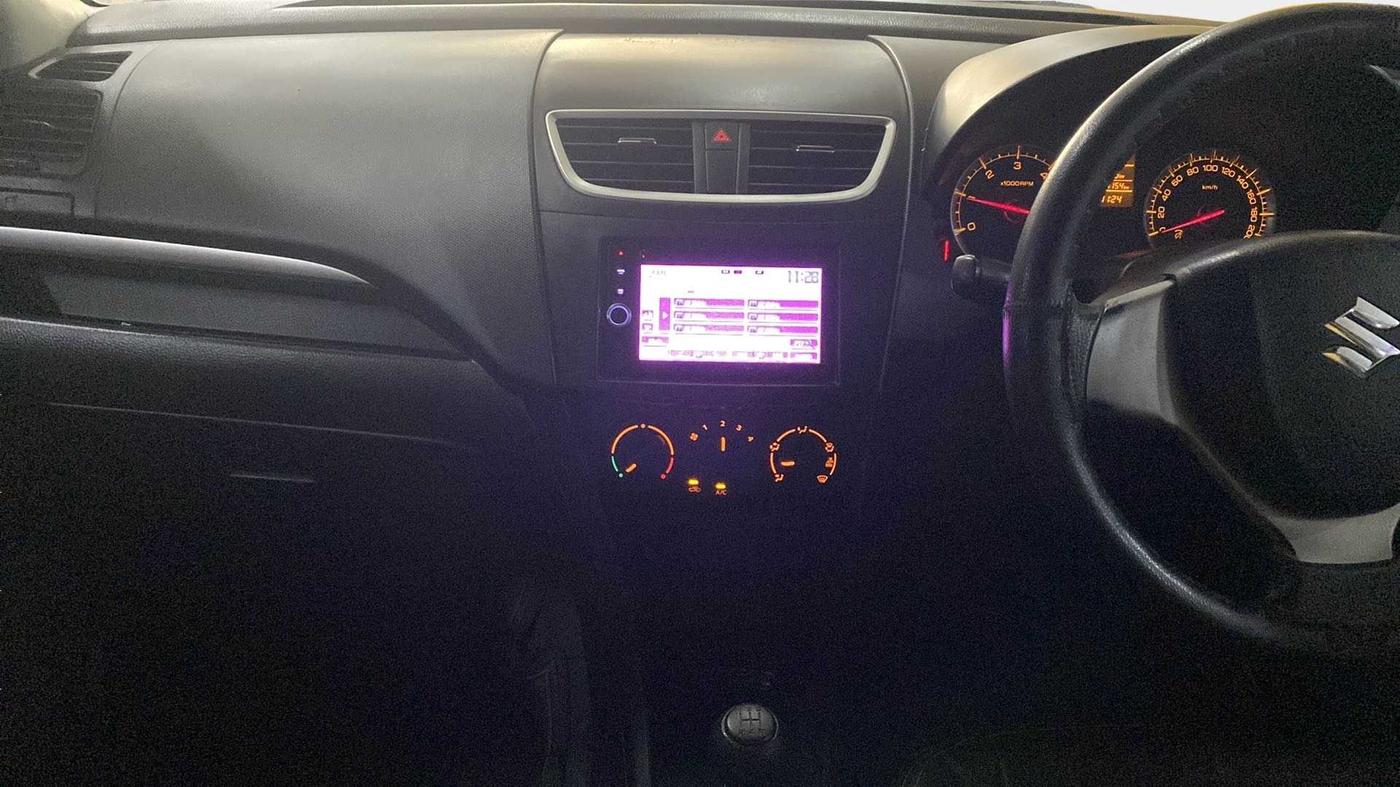 2013 Maruti Swift VDI, Diesel, Manual, 1,11,128 km, Air Conditioner