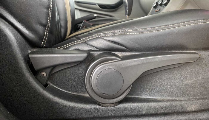 2018 Tata Tiago XZA PETROL, Petrol, Automatic, 56,548 km, Driver Side Adjustment Panel
