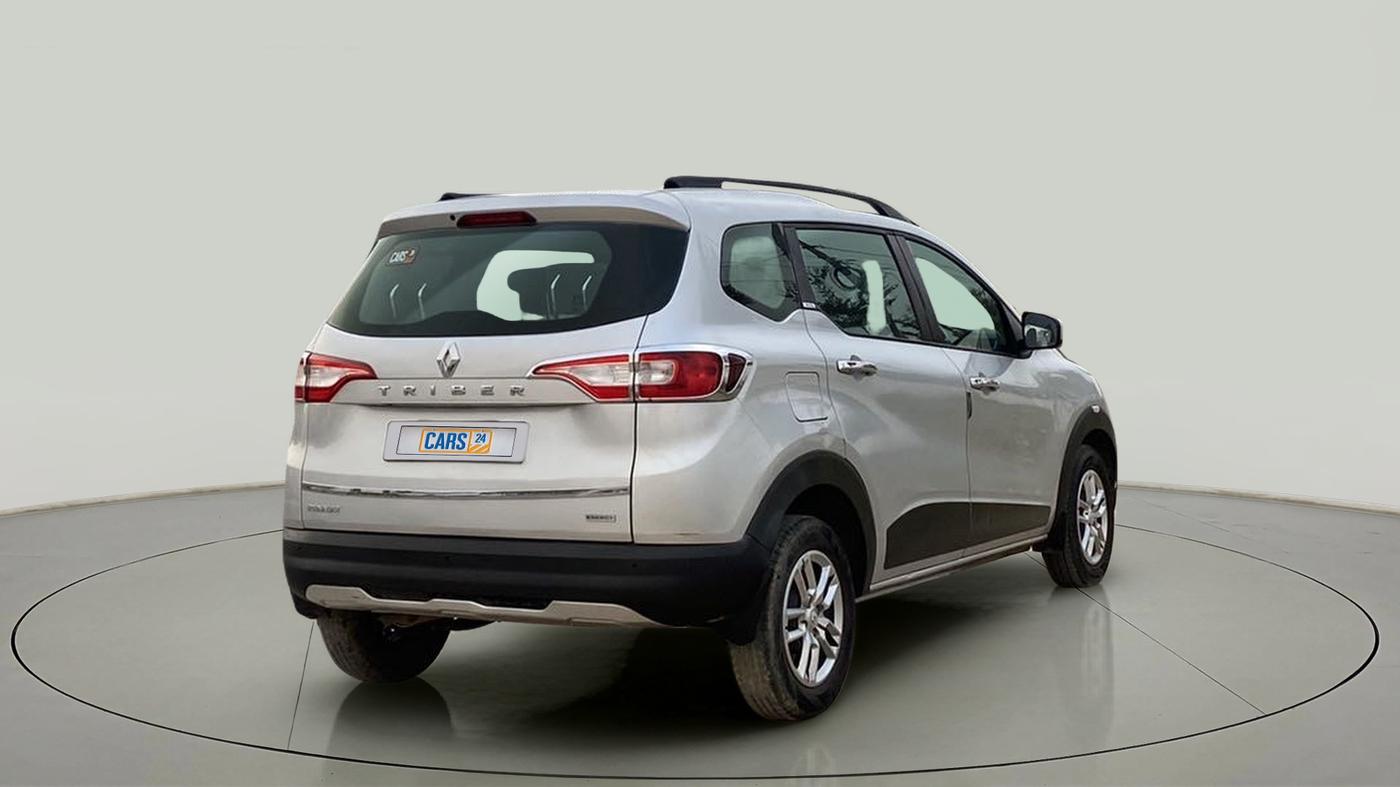 2020 Renault TRIBER RXT, Petrol, Manual, 70,245 km, Right Back Diagonal