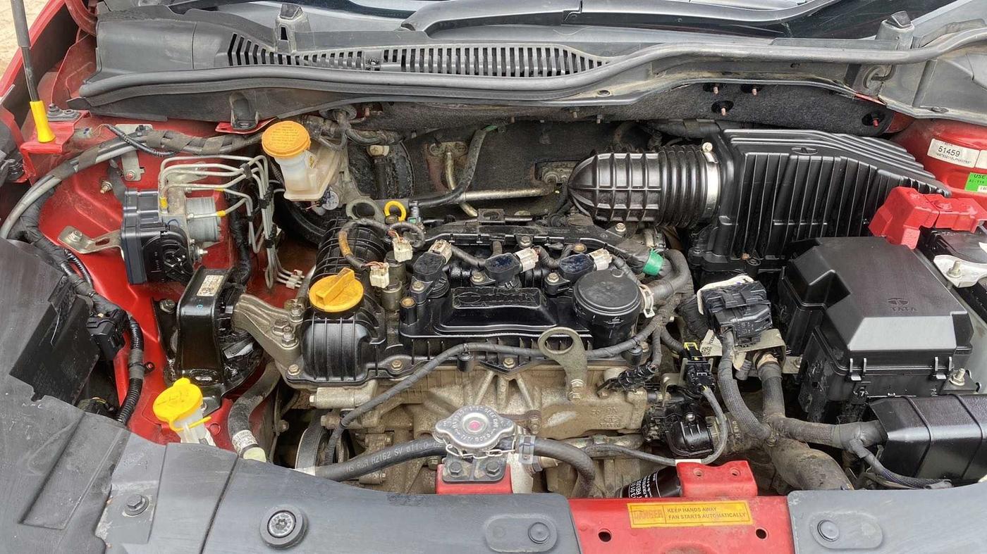 2020 Tata ALTROZ XZ PETROL, Petrol, Manual, 16,750 km, Open Bonet