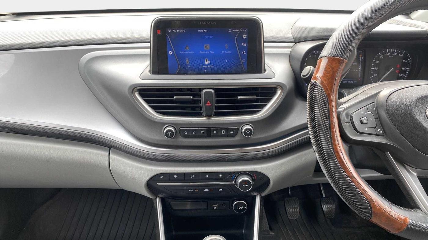 2020 Tata ALTROZ XZ PETROL, Petrol, Manual, 16,750 km, Air Conditioner