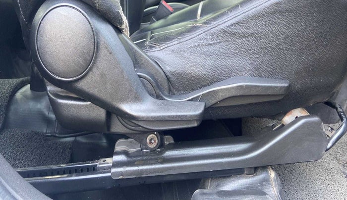 2018 Maruti Baleno ALPHA PETROL 1.2, Petrol, Manual, 71,615 km, Driver Side Adjustment Panel