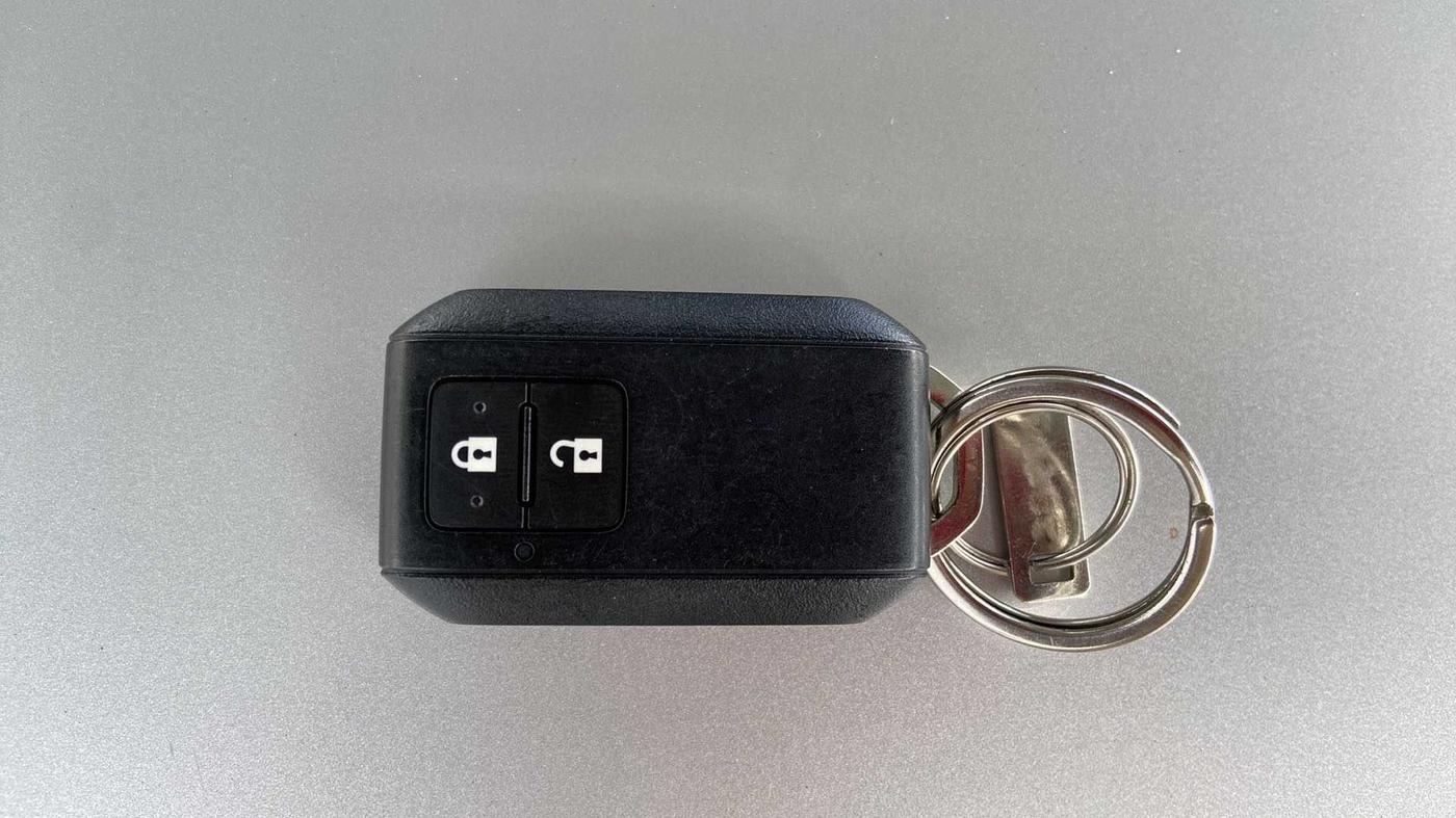 2019 Maruti Swift ZXI PLUS, Petrol, Manual, 35,850 km, Key Close Up