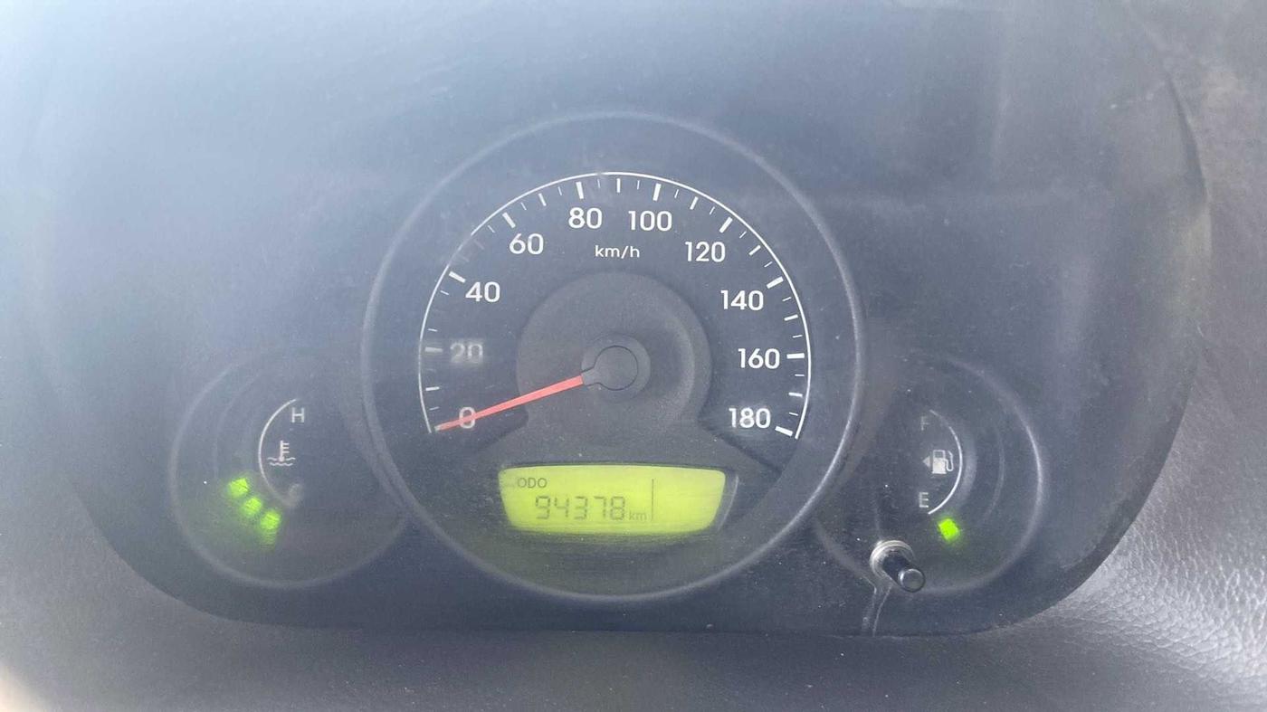 2018 Hyundai Eon ERA +, Petrol, Manual, 94,355 km, Odometer Image