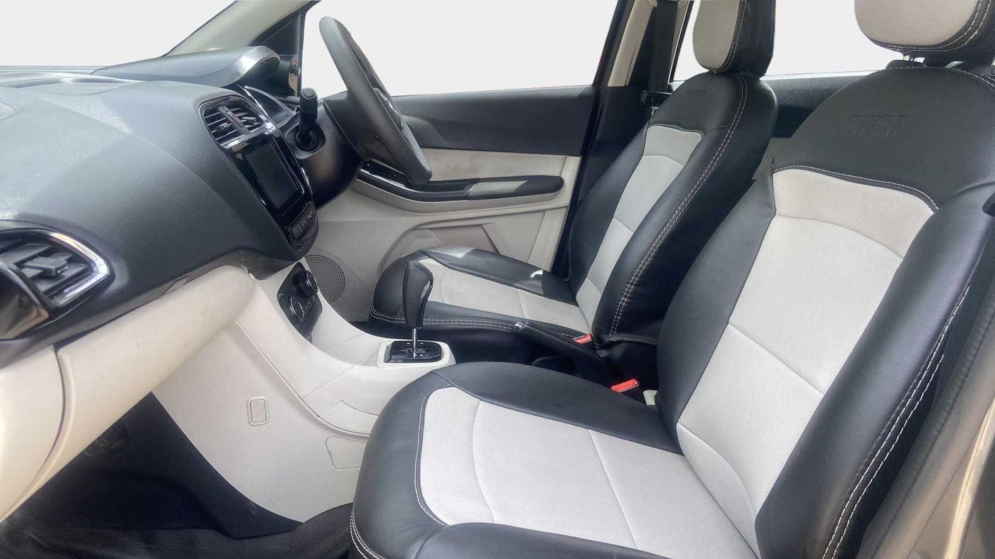 2022 Tata TIGOR XZA PLUS PETROL, Petrol, Automatic, 11,240 km, Right Side Front Door Cabin