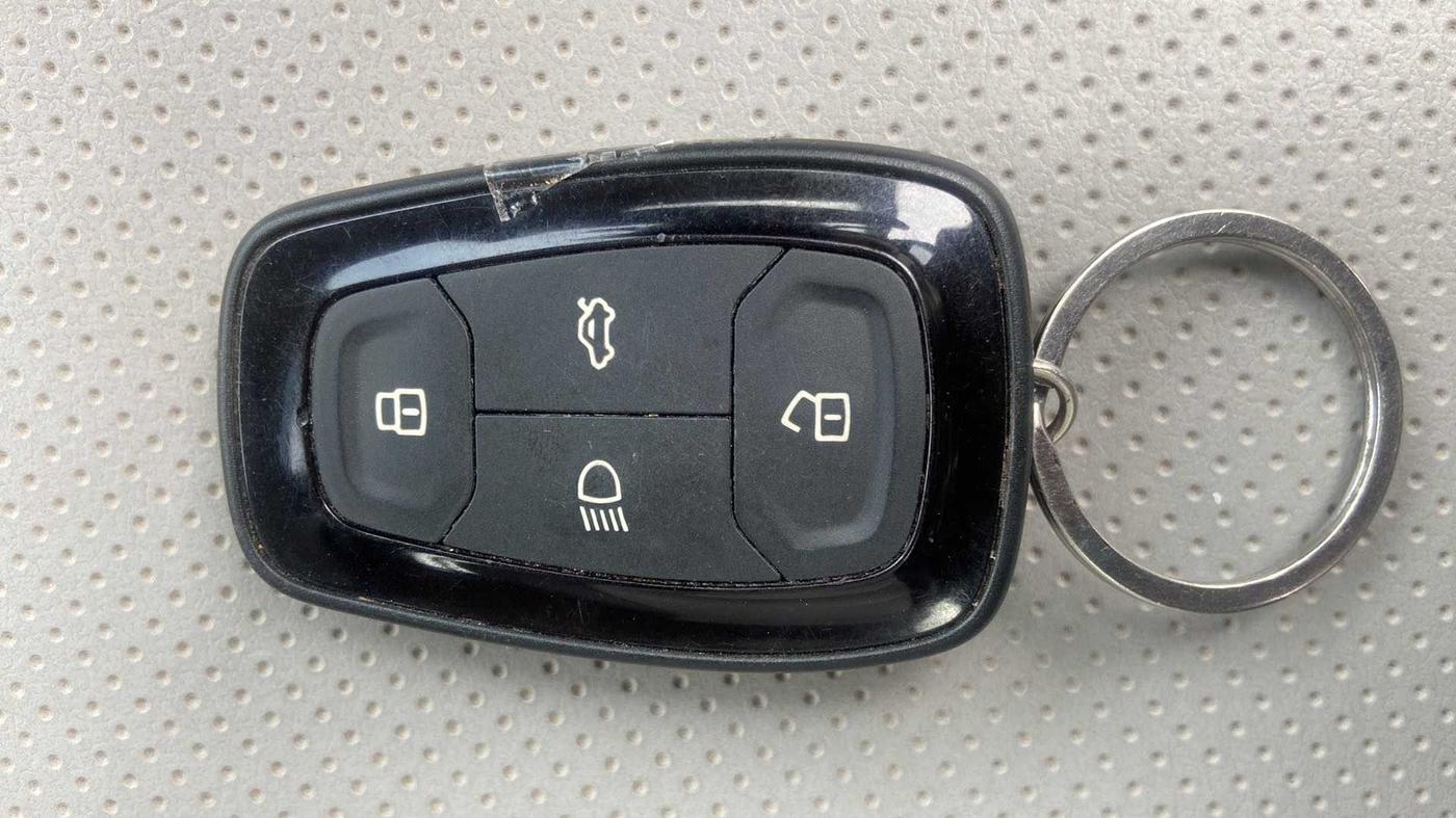 2022 Tata TIGOR XZA PLUS PETROL, Petrol, Automatic, 11,240 km, Key Close Up