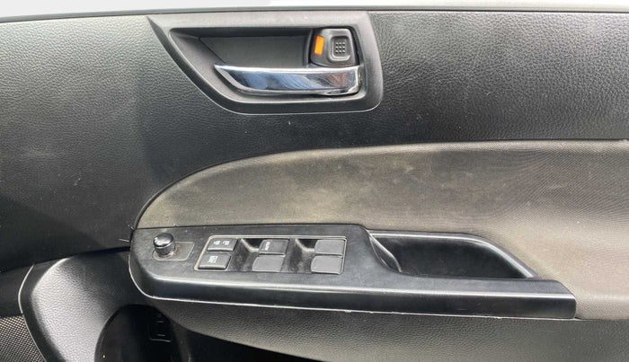 2011 Maruti Swift VXI, Petrol, Manual, 98,082 km, Driver Side Door Panels Control