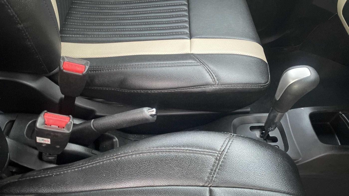 2017 Maruti Wagon R 1.0 VXI (O) AMT, Petrol, Automatic, 24,624 km, Gear Lever