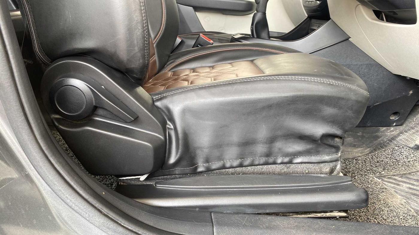 2022 Tata ALTROZ XT PETROL, Petrol, Manual, 37,534 km, Driver Side Adjustment Panel