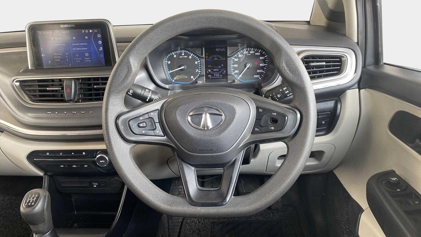 2022 Tata ALTROZ XT PETROL, Petrol, Manual, 37,534 km, Steering Wheel Close Up