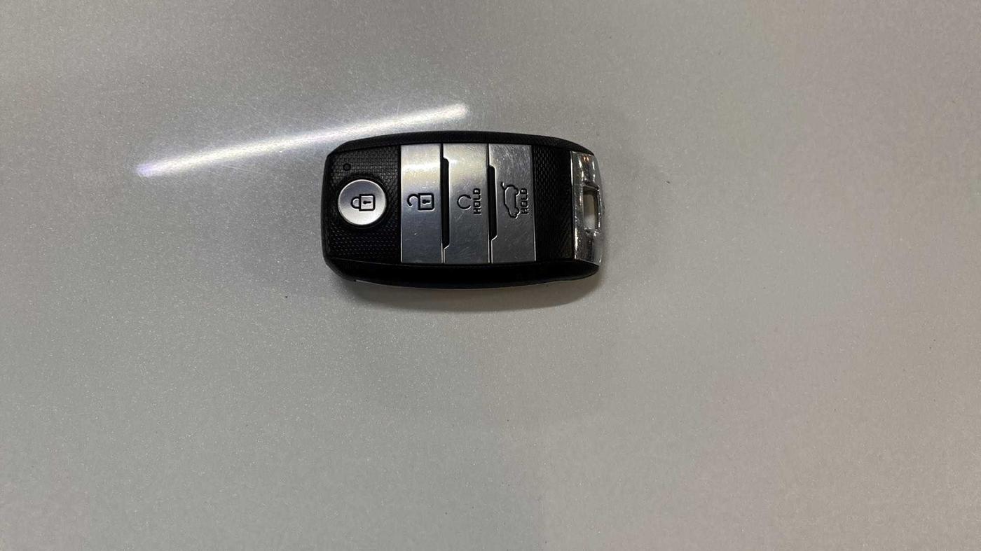 2021 KIA SONET GTX PLUS 1.5 AT, Diesel, Automatic, 24,773 km, Key Close Up