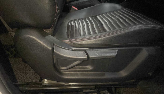2021 KIA SONET GTX PLUS 1.5 AT, Diesel, Automatic, 24,773 km, Driver Side Adjustment Panel