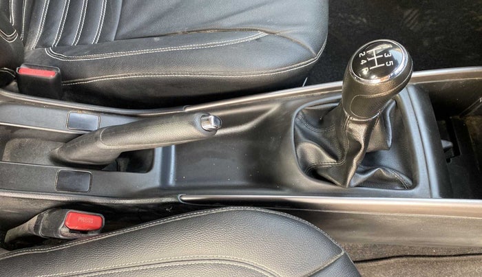 2019 Maruti Baleno ZETA PETROL 1.2, Petrol, Manual, 41,681 km, Gear Lever