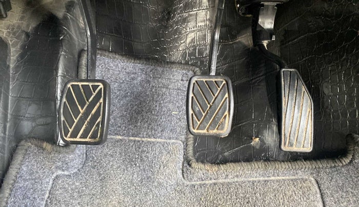 2022 Maruti New Wagon-R ZXI 1.2, Petrol, Manual, 12,995 km, Pedals