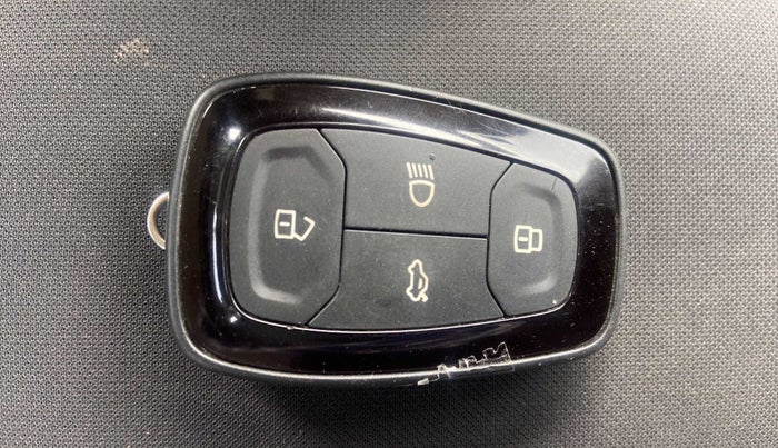 2021 Tata NEXON XZ PLUS PETROL, Petrol, Manual, 11,352 km, Key Close Up