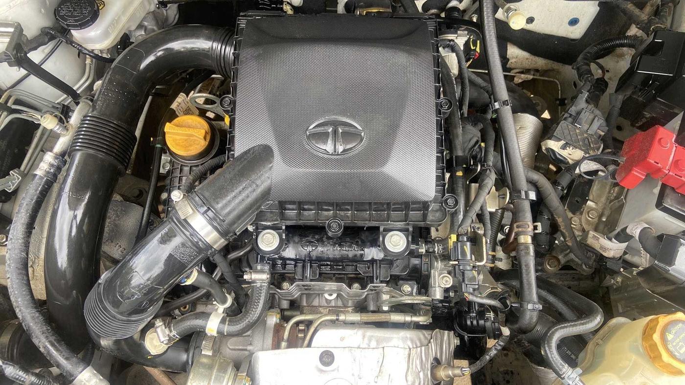 2021 Tata NEXON XZ PLUS PETROL, Petrol, Manual, 11,352 km, Open Bonet