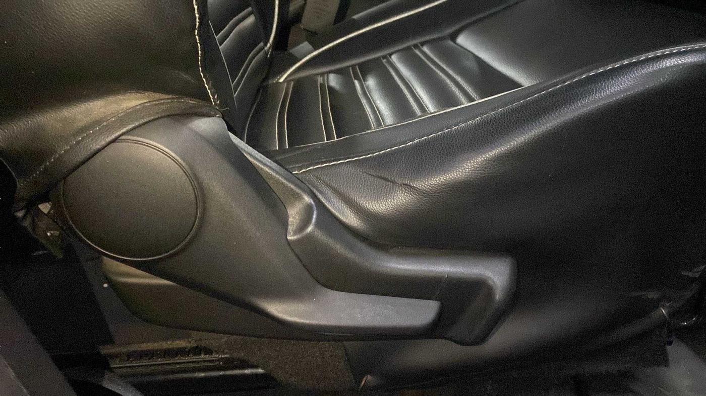 2018 Maruti IGNIS ZETA 1.2 AMT, Petrol, Automatic, 49,117 km, Driver Side Adjustment Panel