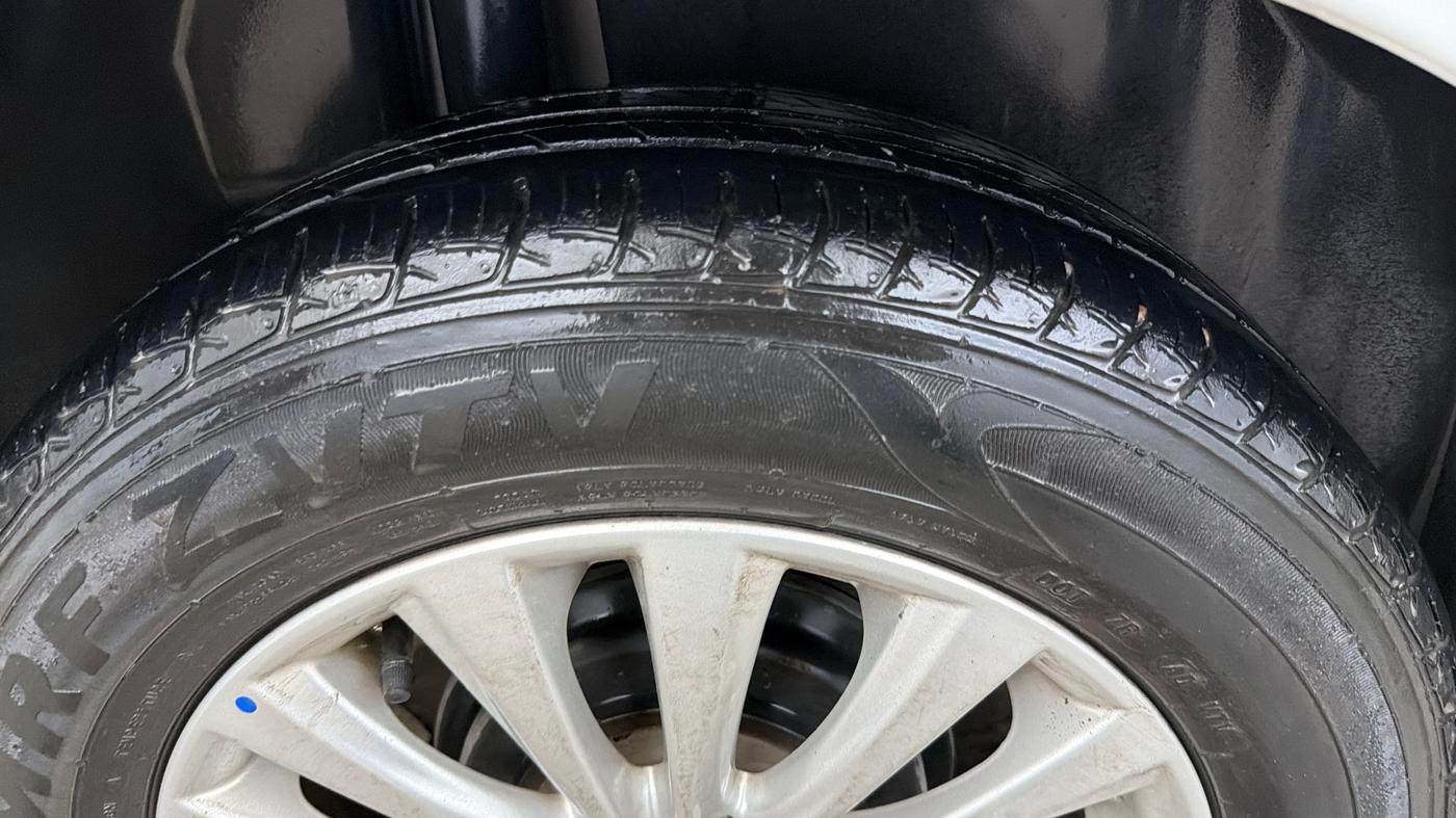 2019 Maruti Ciaz DELTA 1.5 SHVS MT PETROL, Petrol, Manual, 98,678 km, Right Rear Tyre Tread