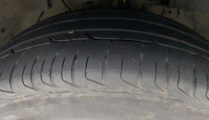 2021 Tata NEXON XMA DIESEL, Diesel, Automatic, 36,261 km, Right Front Tyre Tread