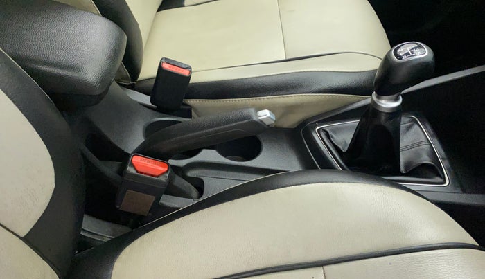 2015 Hyundai Elite i20 ASTA 1.2, Petrol, Manual, 53,736 km, Gear Lever