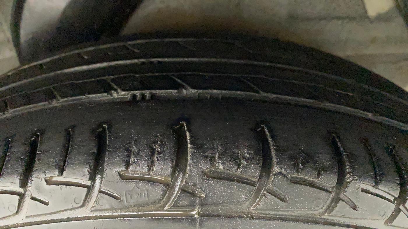 2012 Hyundai i20 MAGNA 1.2, Petrol, Manual, 88,071 km, Left Rear Tyre Tread