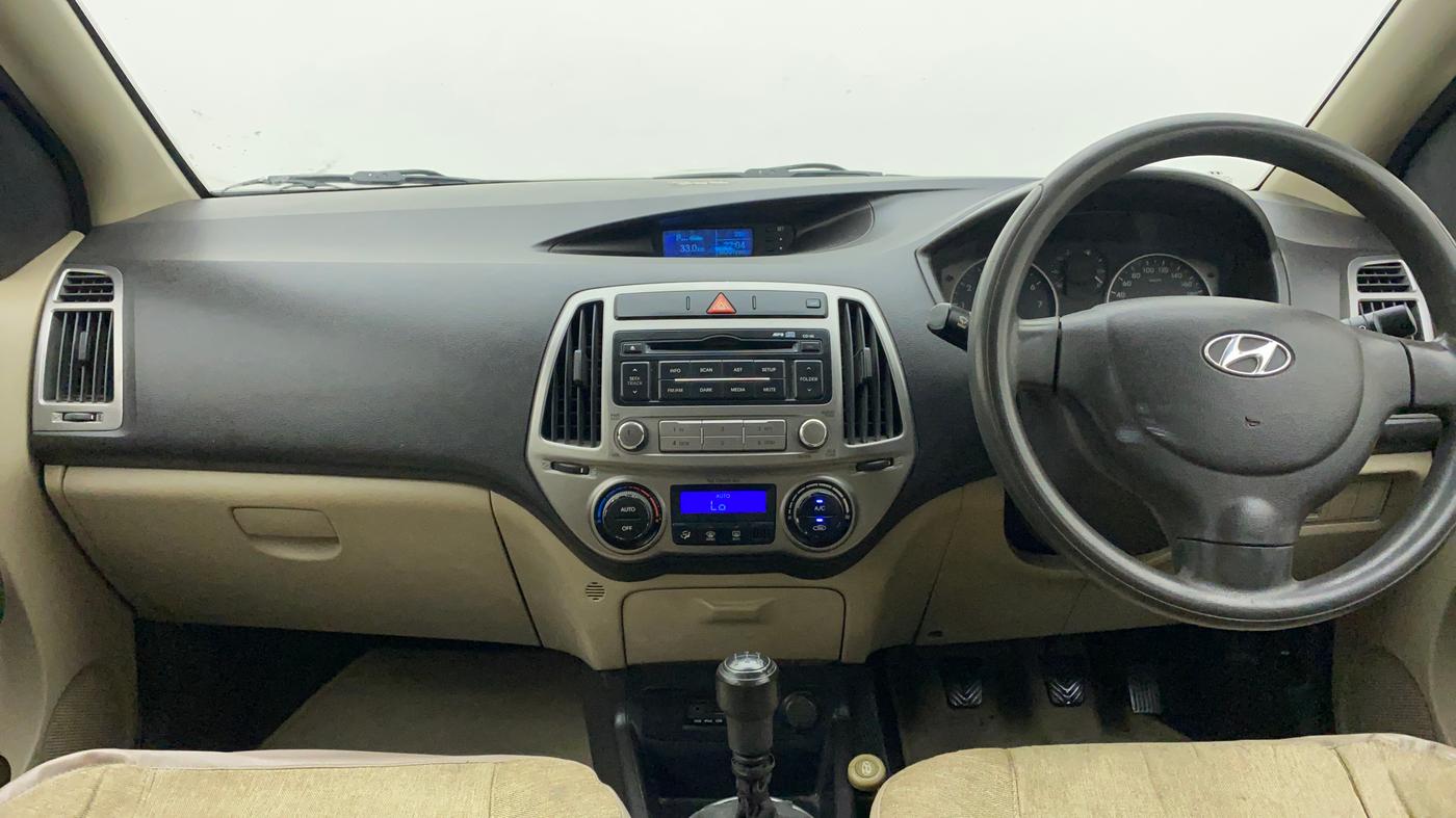 2012 Hyundai i20 MAGNA 1.2, Petrol, Manual, 88,071 km, Dashboard