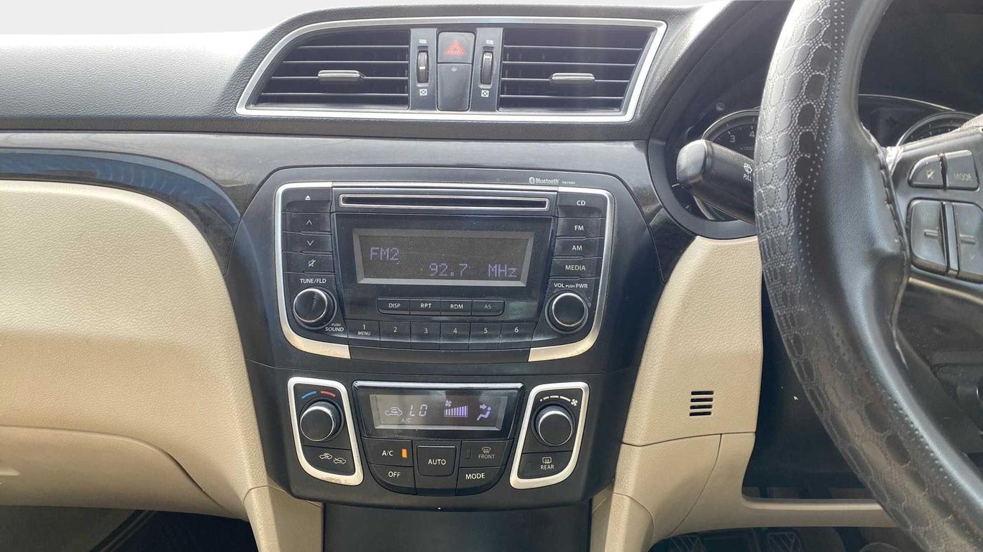 2015 Maruti Ciaz VXI, Petrol, Manual, 81,132 km, Air Conditioner