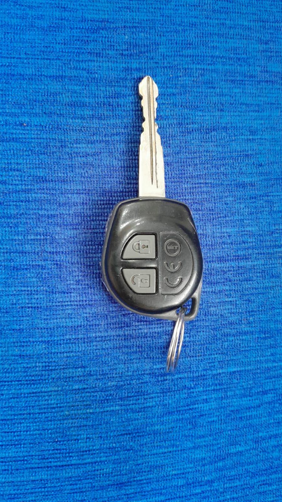 2015 Maruti Ciaz VXI, Petrol, Manual, 81,132 km, Key Close Up