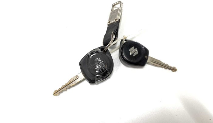 2012 Maruti Swift VXI, Petrol, Manual, 99,553 km, Key Close Up