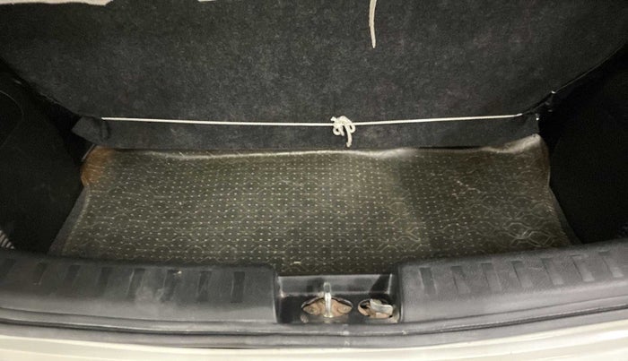 2012 Maruti Swift VXI, Petrol, Manual, 99,553 km, Boot Inside