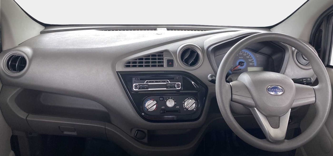2016 Datsun Redi Go T (O), Petrol, Manual, 31,922 km, Dashboard