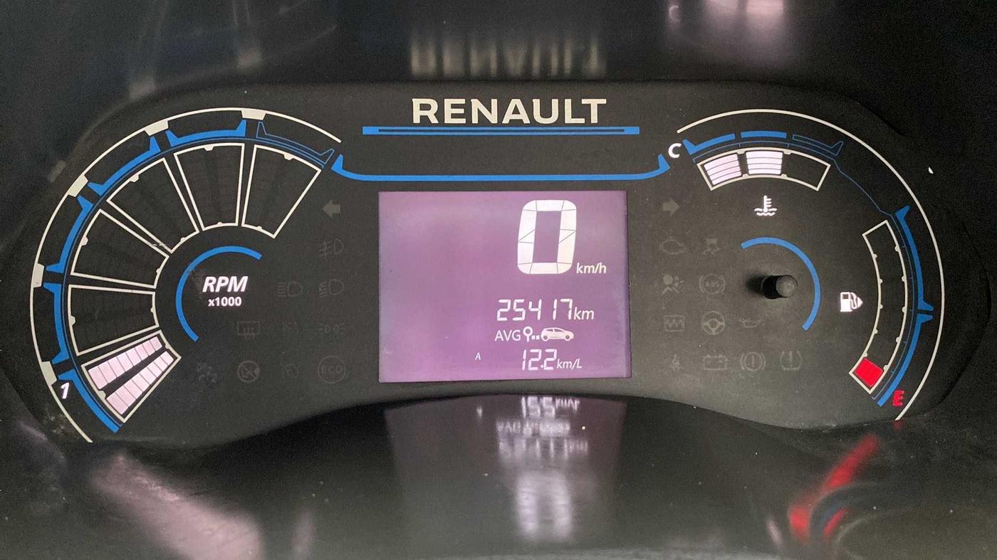 2020 Renault TRIBER RXL MT, Petrol, Manual, 25,406 km, Odometer Image