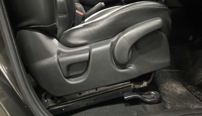 2017 Honda WR-V 1.2L I-VTEC VX MT, Petrol, Manual, 72,902 km, Driver Side Adjustment Panel