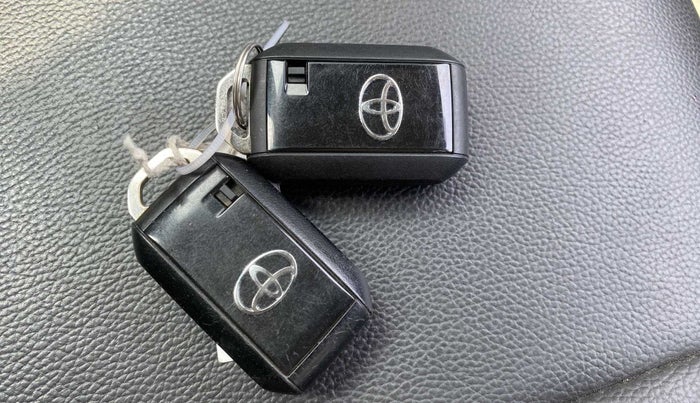 2020 Toyota Glanza V CVT, Petrol, Automatic, 26,598 km, Key Close Up