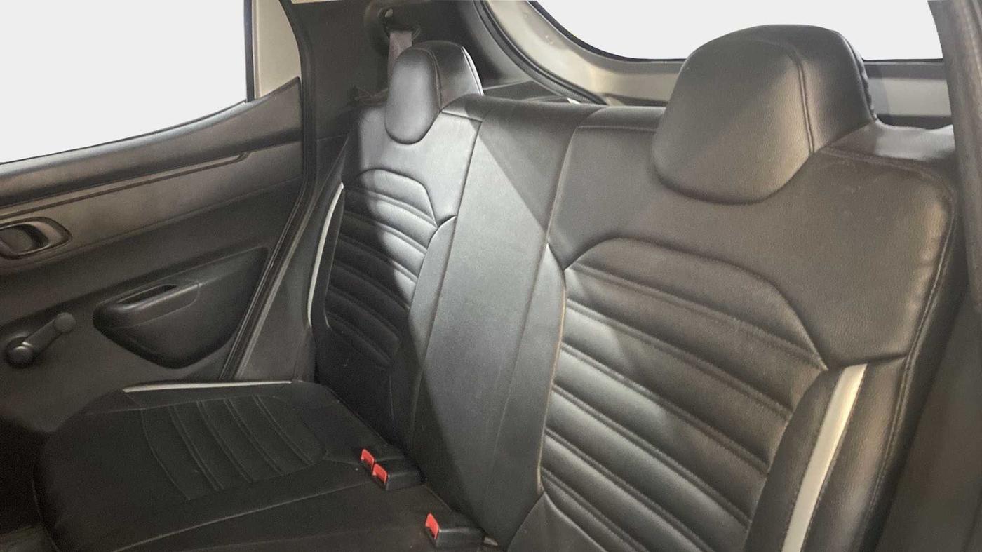 2019 Renault Kwid RXL, Petrol, Manual, 28,738 km, Right Side Rear Door Cabin