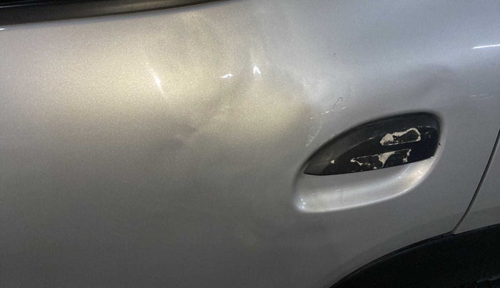 2019 Renault Kwid RXL, Petrol, Manual, 28,738 km, Rear left door - Minor scratches