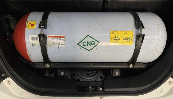 2017 Maruti Wagon R 1.0 LXI CNG, CNG, Manual, 61,093 km, Boot Inside