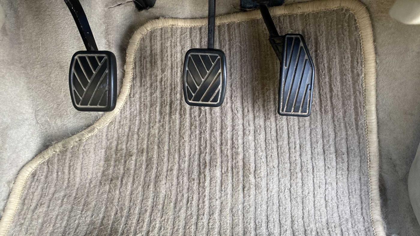 2018 Maruti Dzire VXI, Petrol, Manual, 32,072 km, Pedals