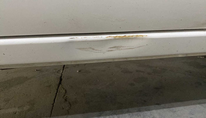 2013 Maruti Alto 800 LXI, Petrol, Manual, 25,961 km, Right running board - Slightly rusted