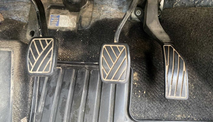 2018 Maruti Vitara Brezza ZDI, Diesel, Manual, 94,565 km, Pedals